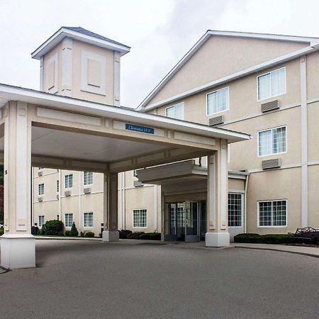 Dayville Comfort Inn & Suites מראה חיצוני תמונה