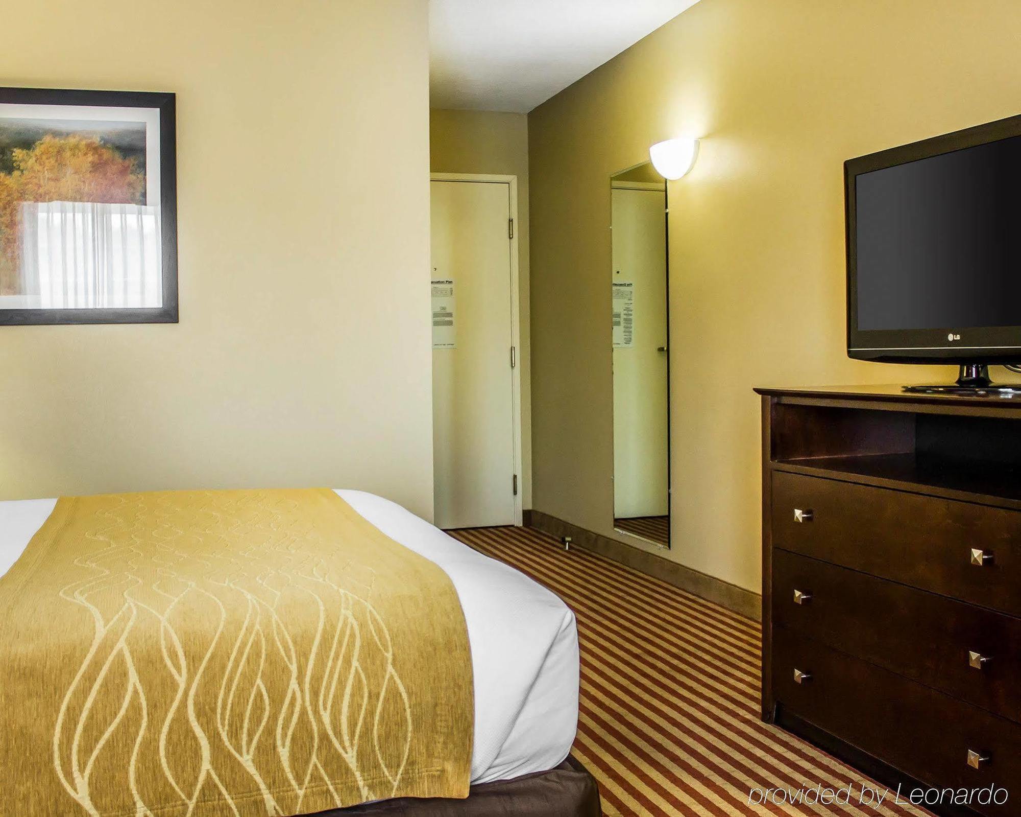 Dayville Comfort Inn & Suites מראה חיצוני תמונה