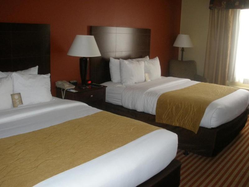 Dayville Comfort Inn & Suites מראה חיצוני תמונה