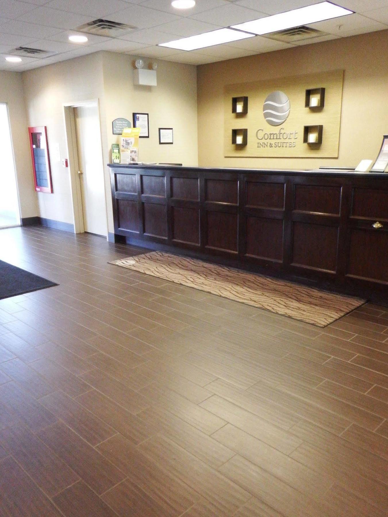 Dayville Comfort Inn & Suites מראה חיצוני תמונה